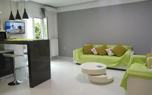 Luxury Apartment next to the sea beach