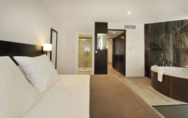 Hotel Salobreña Suites