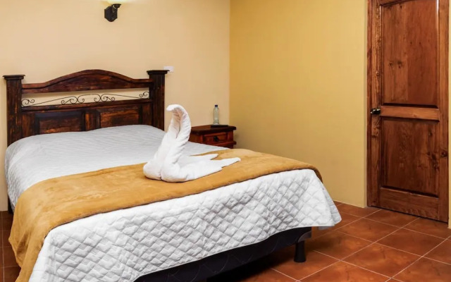 Hotel Uxlanik