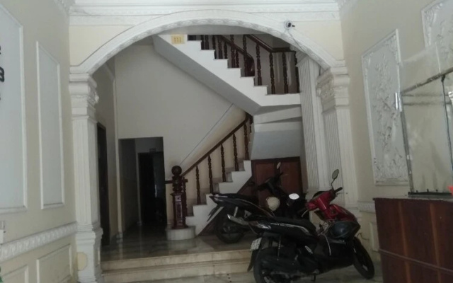 Happy Hotel Binh Chanh