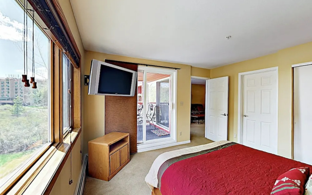 60 Dillon - 2 Br Condo