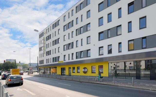 B&B Hotel Dusseldorf - Hbf вид на фасад