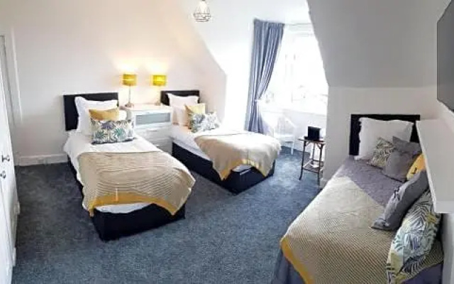 Lochtybank Guest House