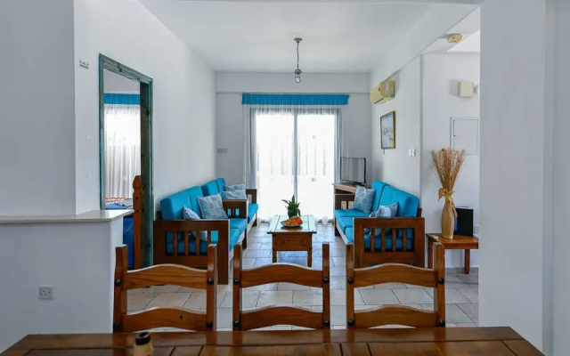 Azzurro Holiday Villas Peyia