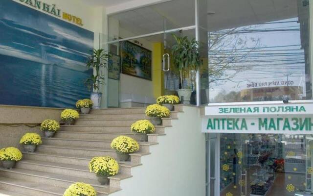 Hoan Hai Hotel вид на фасад