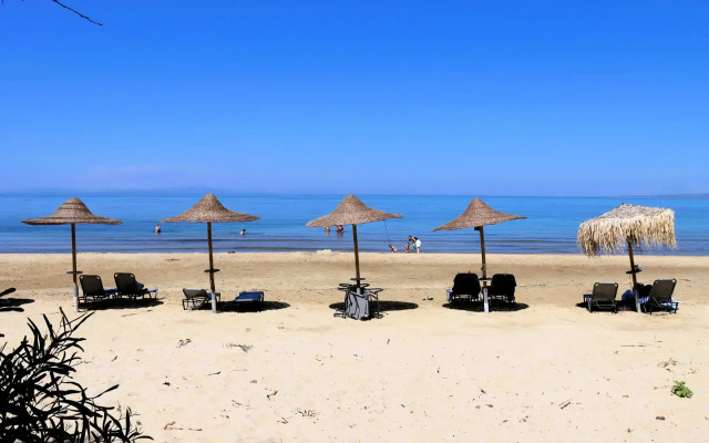 Salt Boutique Hotel