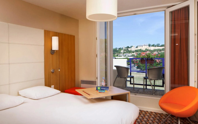 ibis Styles Chinon