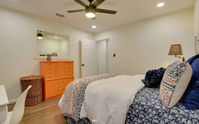 Updated Granbury Home in Historic District!