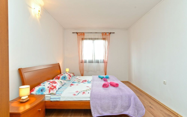 Apartment 623
