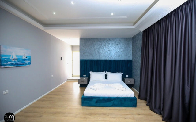 Skyhill rooms and suites