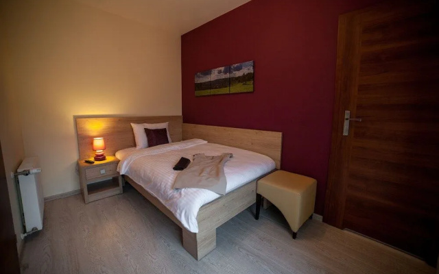 Rezydencja Pod Ochorowiczówka B&B