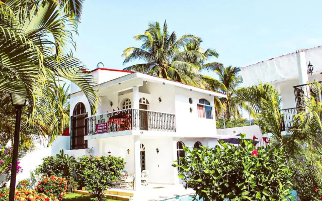 Amazing House in Manzanilla Beach- Entire House