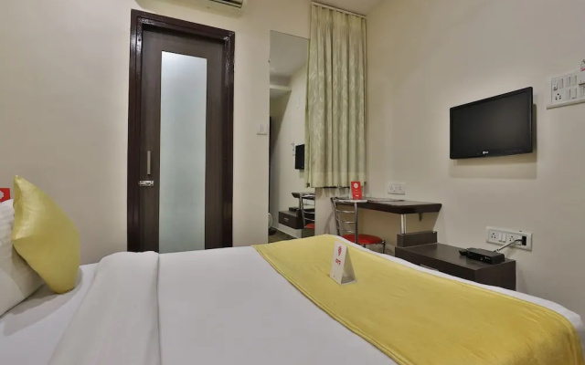 OYO 6949 New Rajdhani Hotel