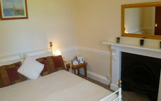 Aberllynfi House