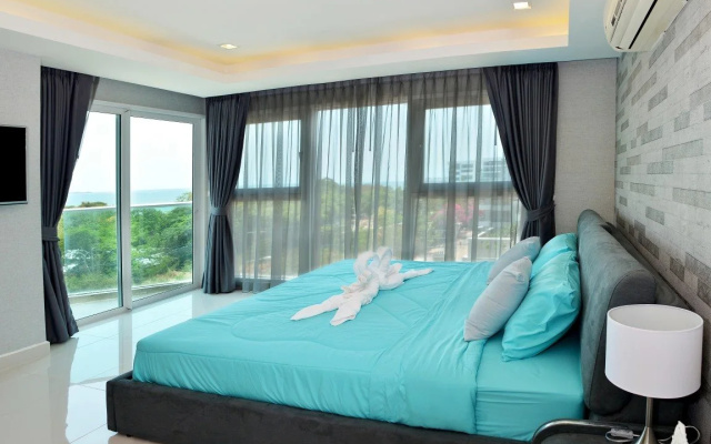 Cosy Beach View Condominium