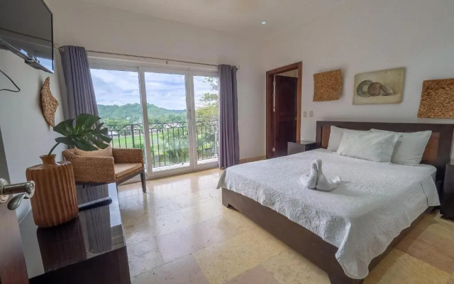 Ocean Terrace, Beachfront- A505