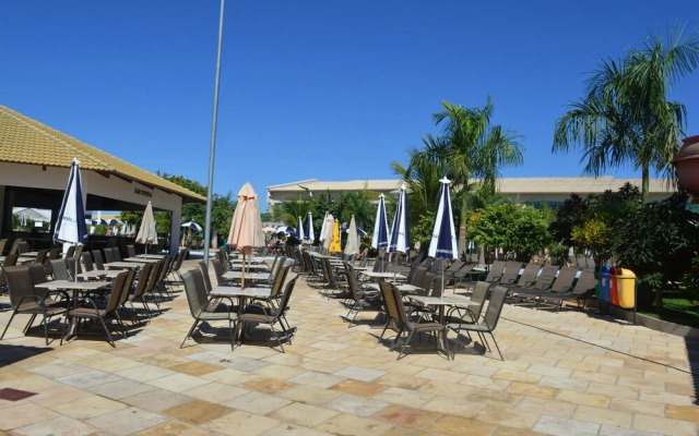 L'acqua diRoma II by Reserve Caldas Turismo