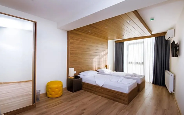 Standard Twin room (twin beds) · Victoria Inn Tbilisi Hotel — photo 3