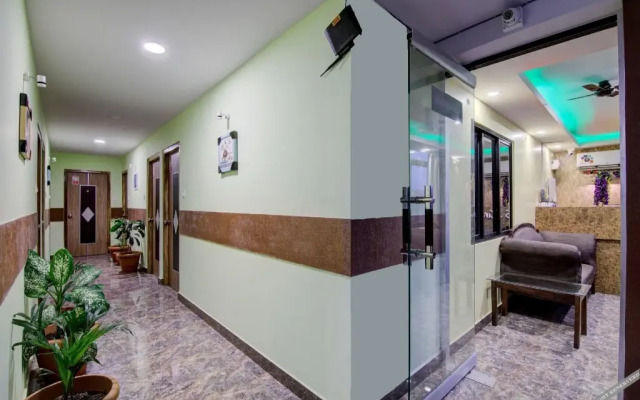 P S Grand By OYO Rooms