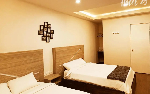 Hotel 25