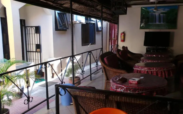 Bushroute Lodge