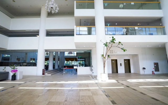 Lake Hills Resort Jeju