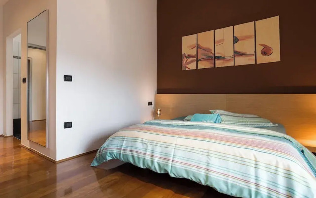Villa Aylin, 5-bed, Next to the sea