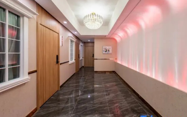 Steam Cat E-Sports Hotel (Jilin University Qianwei South Campus)