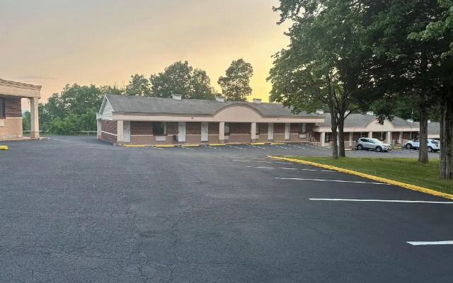 Kingston Motel