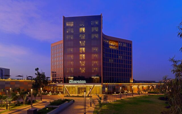 Sheraton Bamako Hotel вид на фасад