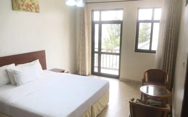 Romalo Hotel & Apartments