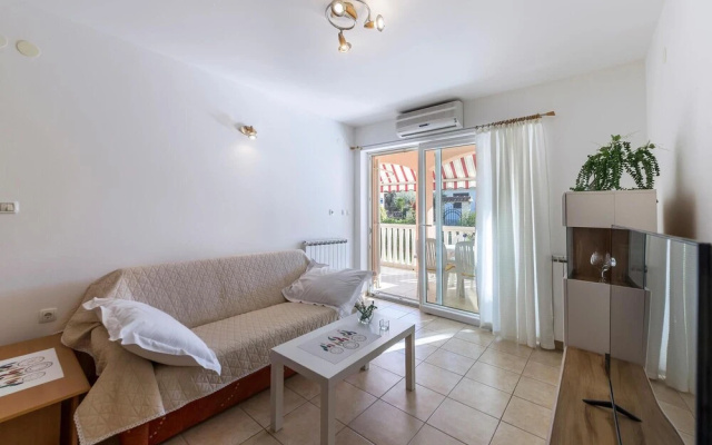 Nice Home in Vodnjan With 1 Bedrooms and Wifi