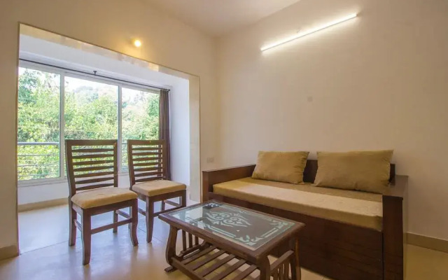 OYO Home 12319 Elegant 1BHK Near Vainguinim Beach