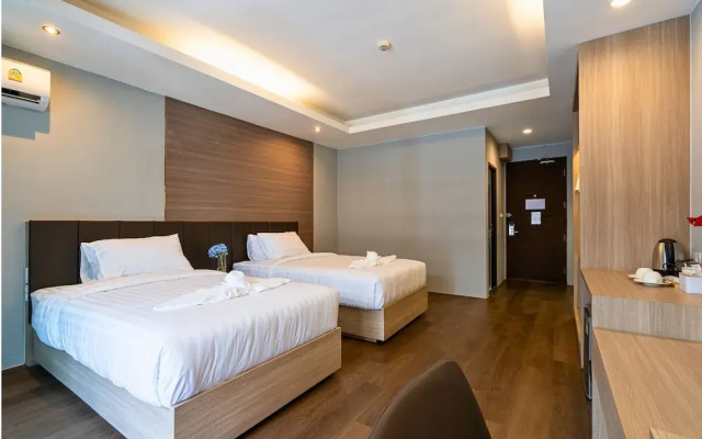 Tisha Hotel