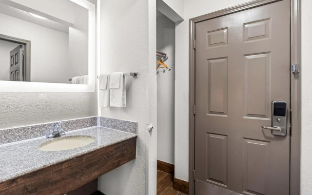 Quality Inn Cornelia