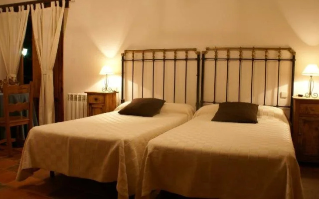 Hotel Rural El Adarve