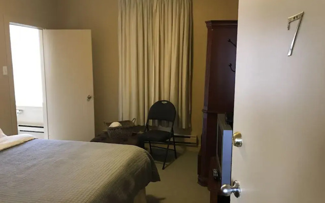 Bond Hostel
