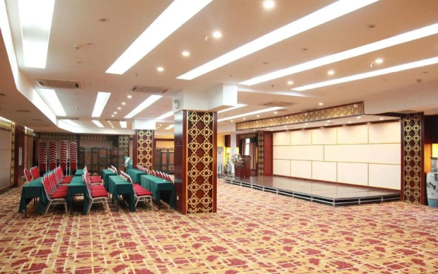 Luoyang Yingtianmen Xinyuan International Hotel (Luoyi Ancient City)