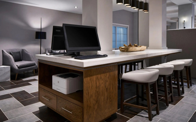 Delta Hotels by Marriott Norfolk Airport