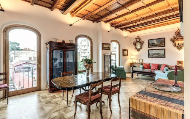 Trastevere Outstanding 4 Br Terraced Apartment