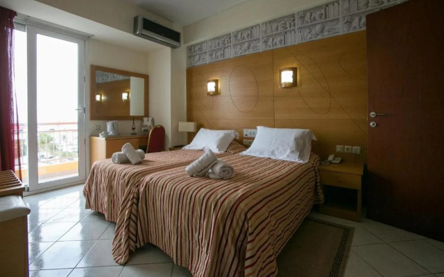 City Life Port Hotel
