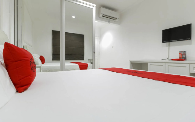 RedDoorz Plus @ Setiabudi Barat