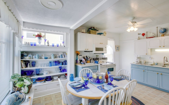 Eclectic Manitowoc Vacation Rental Near Marina!