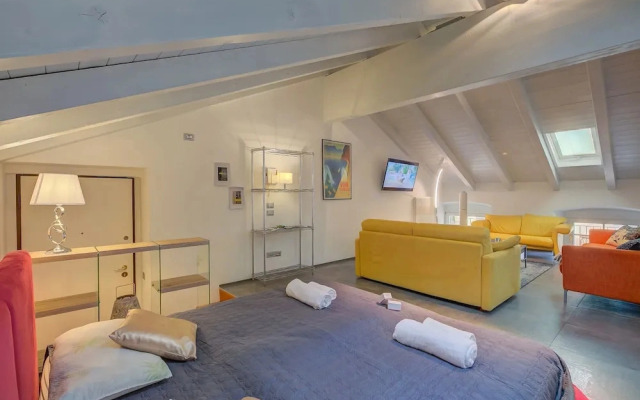 Loft Jacuzzi in Riva del Garda