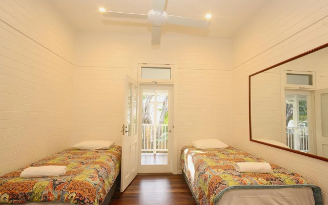 Cavvanbah Seaside Cottage