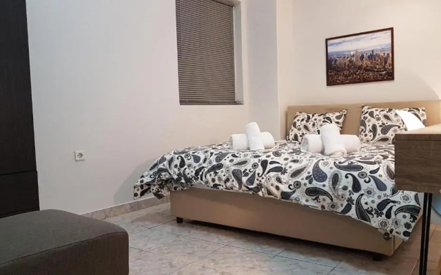 Palette Apartment Chocolate - Athens Center, 6 Bd, 3 Bath