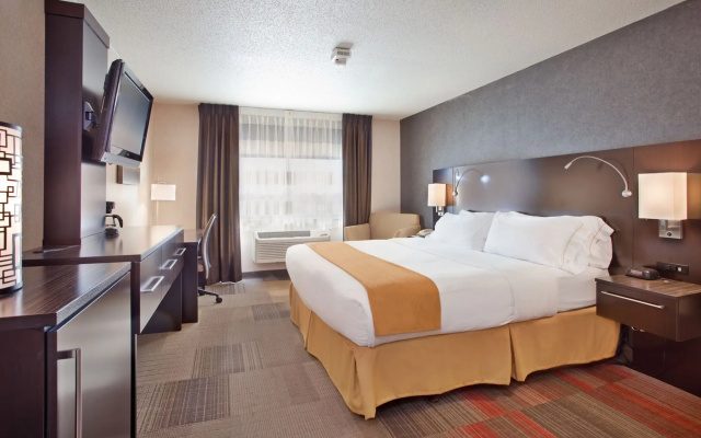 Holiday Inn Express Hotel & Suites Beatrice by IHG