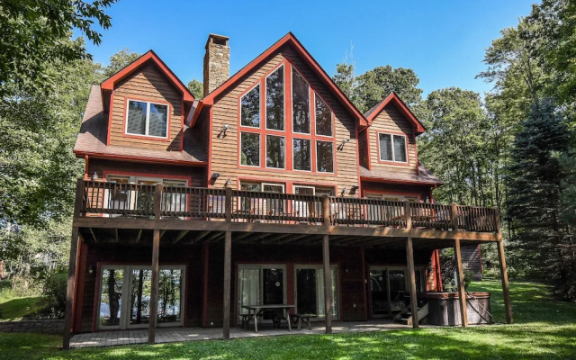 Constantly Cozy 6 Bedroom House