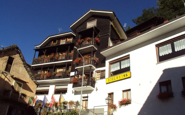 Hotel Edelweiss