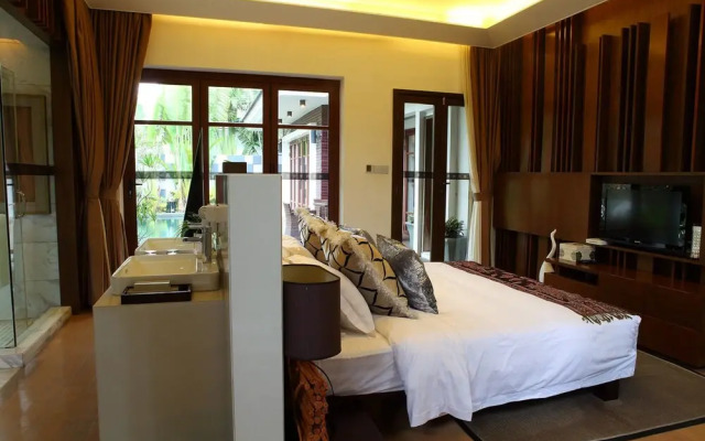 Hui Zhou Hou Niao Shui Rong Zhuang Villa